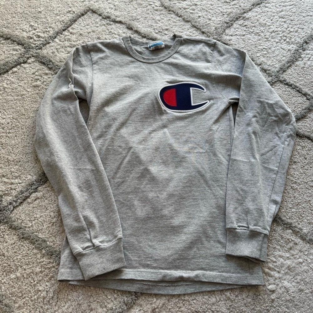 Champion long sleeve top gray crewneck large logo XS